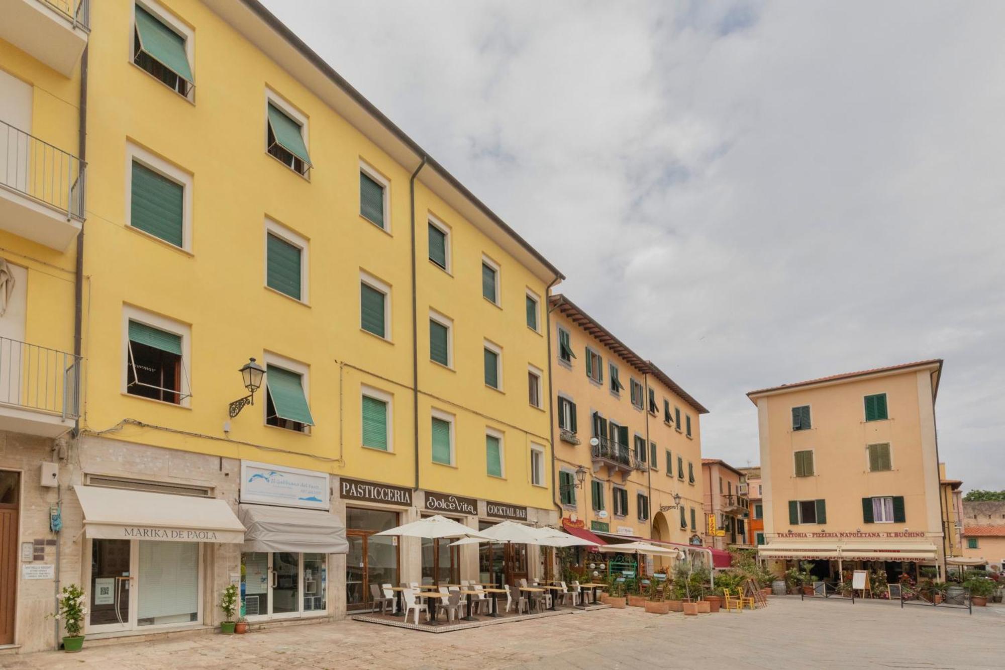 Residenza Cavour Portoferraio City Center Exterior foto